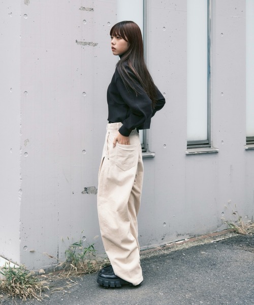 CONZ(コンズ)の「CORDUROY BLAST PAINT CURVED LEG PANTS(その他パンツ・レディース・ブラック/ライトベージュ・1/2/3)」の10枚目の写真