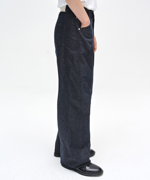DECET（デケト）の「Curved Wide Jeans DCPT033CPIndigo2（デニムパンツ・レディース・その他・34/32/30/28/26）」の3枚目の写真