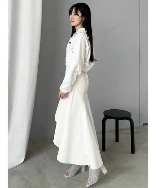 MERCURYDUO（マーキュリーデュオ）の「デニムイレギュラーヘムフレアスカート（スカート・レディース・ライトブルー/オフホワイト・MEDIUM/SMALL）」の20枚目の写真