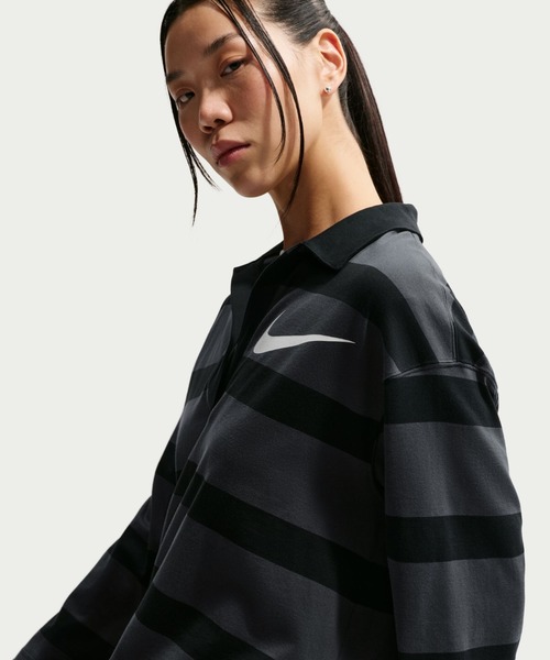 NIKE(ナイキ)の「NIKE AS W NSW PREP TOP / ナイキ ウィメンズ プレップ L/S トップ【SP】(ポロシャツ・レディース・グレー/ベージュ・S/M/L)」の4枚目の写真