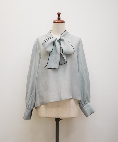 CLETTE(クレット)の「CLETTEオリジナル配色リボンタイシアーブラウス(シャツ/ブラウス・レディース・ブルー/ブラック/ホワイト・4L/3L/LL)」の17枚目の写真