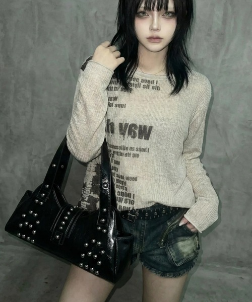 .KOM（ドットコム）の「『.KOM/ドットケーオーエム』スタッズバッグ【GC】（ボストンバッグ・レディース・ブラック/ホワイト・FREE）」の8枚目の写真