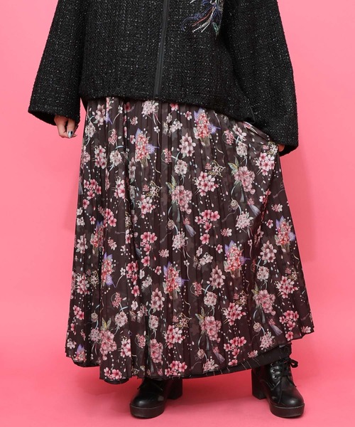 iS ScoLar（イズスカラー）の「553295：雅結×iS ScoLarコラボ 花蝶リバーシブルスカート（スカート・レディース・ブラック/ネイビー・L/M）」の14枚目の写真