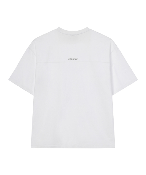 MIHAK(ミハク)の「ストロークアーチロゴオーバーサイズTシャツ (ホワイト)(Tシャツ/カットソー・メンズ・その他・1/2/3)」の7枚目の写真