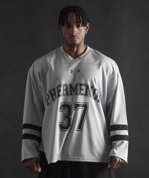 PHERMENON(フェルメノン)の「オーバーサイズラグビージャージロングスリーブ - ライトグレー(Tシャツ/カットソー・メンズ・ライトグレー・1/2/3)」の4枚目の写真