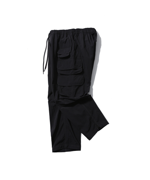 MOIF（モイフ）の「[SS25] WIDE WALTON PANTS / BLACK（その他パンツ・メンズ・その他・S/M/L）」の2枚目の写真