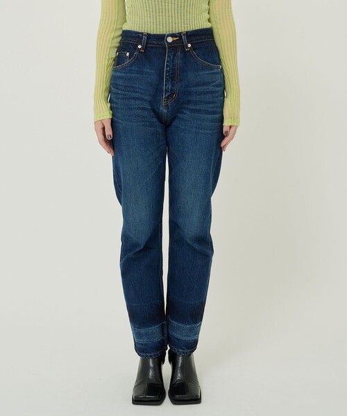 beautiful people(ビューティフルピープル)の「【beautiful people/ビューティフルピープル】selvedge denim bleach straightpants/セルビッジデニムブリーチストレートパンツ(デニムパンツ・レディース・ダークインディゴブルー・36/34)」の4枚目の写真