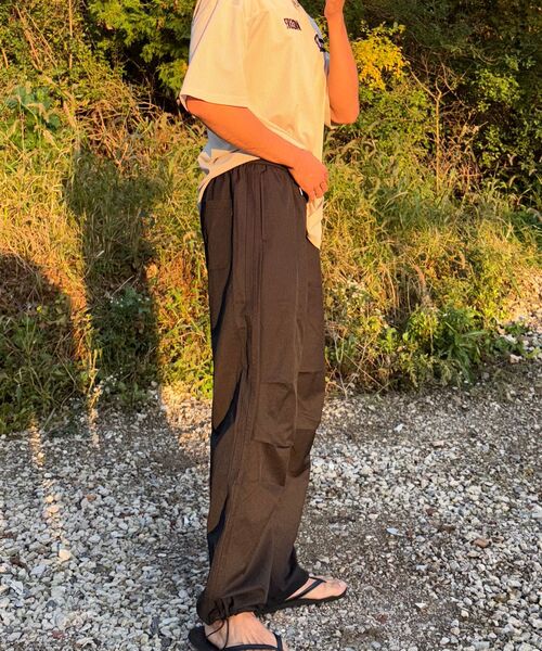 CREAM SODA LAB(クリームソーダラボ)の「トラック2ラインパラシュートパンツブラック(その他パンツ・レディース・ブラック・L/XL)」の20枚目の写真