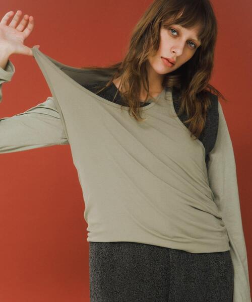 LAATO（ラート）の「layered long set tee（Tシャツ/カットソー・レディース・ライトカーキ/ブラック/ライトブルー・FREE）」の9枚目の写真