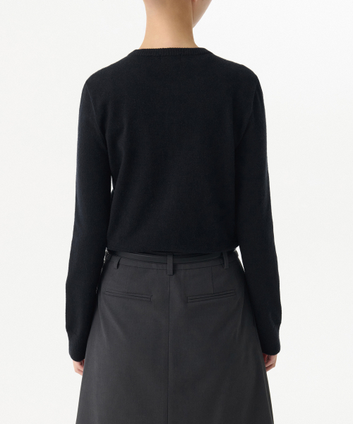 MUSINSA STANDARD WOMAN（ムシンサスタンダードウーマン）の「ウィメンズエッセンシャルラウンドネックカーディガン[ブラック]（カーディガン/ボレロ・レディース・その他・LARGE/MEDIUM/SMALL/X-SMALL）」の8枚目の写真