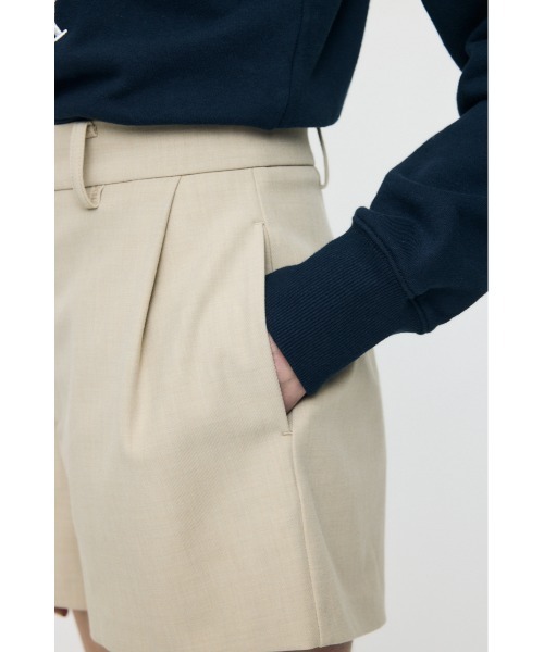 MOUSSY(マウジー)の「【26年SS新作】【セットアップ対応】TUCK ショーツ(その他パンツ・レディース・ネイビー/ライトベージュ/チャコールグレー・2/1)」の21枚目の写真