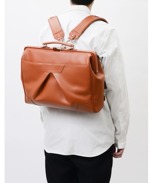 master-piece（マスターピース）の「master-piece / Tact leather ver. 2WAY バックパック / 04024-l（バックパック/リュック・メンズ・ブラック・FREE）」の4枚目の写真