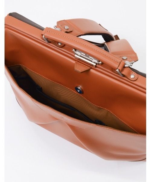 master-piece（マスターピース）の「master-piece / Tact leather ver. 2WAY バックパック / 04024-l（バックパック/リュック・メンズ・ブラック・FREE）」の15枚目の写真