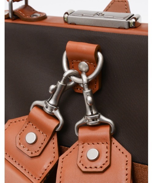 master-piece（マスターピース）の「master-piece / Tact leather ver. 2WAY バックパック / 04024-l（バックパック/リュック・メンズ・ブラック・FREE）」の18枚目の写真