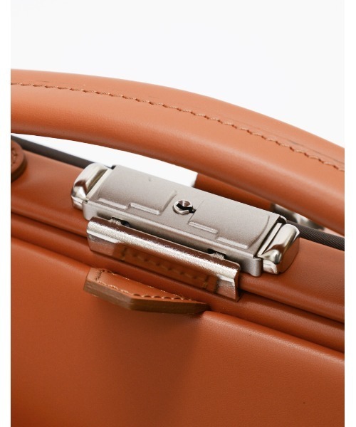 master-piece（マスターピース）の「master-piece / Tact leather ver. 2WAY バックパック / 04024-l（バックパック/リュック・メンズ・ブラック・FREE）」の19枚目の写真