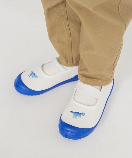 BRANSHES（ブランシェス）の「ワンポイント刺しゅう上履き（スリッポン・キッズ・ピンク/ブルー/ラベンダー/ブラック・16.0cm/15.0cm/19.0cm/18.0cm/17.0cm）」の6枚目の写真