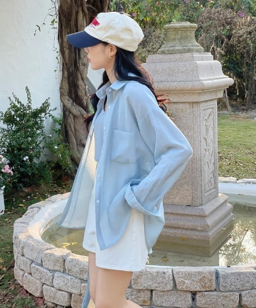 yuue' ( wear )(ユーイ)の「オーバーサイズセミシアーシャツ/冷房対策 UVカット(シャツ/ブラウス・レディース・ホワイト/ピンク/ブルー/グリーン/アイボリー・FREE)」の11枚目の写真