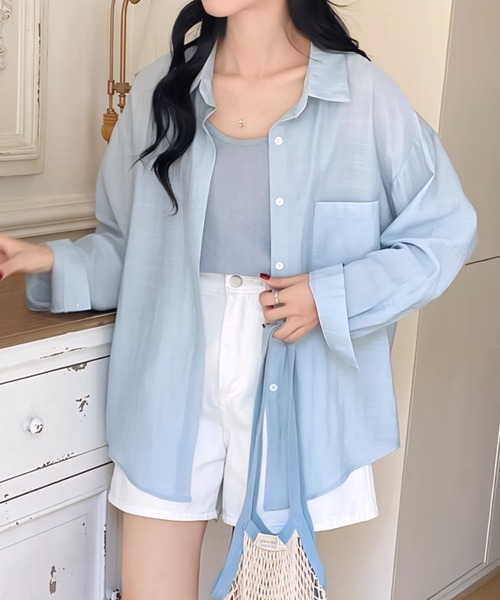 yuue' ( wear )(ユーイ)の「オーバーサイズセミシアーシャツ/冷房対策 UVカット(シャツ/ブラウス・レディース・ホワイト/ピンク/ブルー/グリーン/アイボリー・FREE)」の10枚目の写真