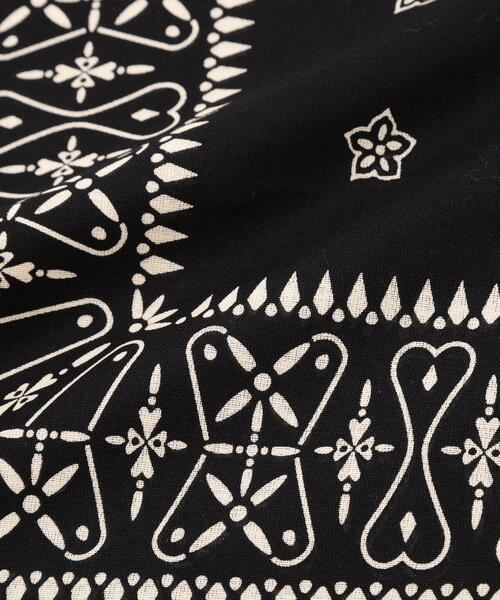 schott(ショット)の「Schott/ショット/BANDANA REBEL STAR/バンダナ レベルスター(バンダナ/スカーフ・メンズ・マスタード/ブラック・F)」の8枚目の写真