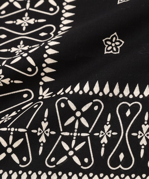 schott(ショット)の「Schott/ショット/BANDANA REBEL STAR/バンダナ レベルスター(バンダナ/スカーフ・メンズ・マスタード/ブラック・F)」の4枚目の写真
