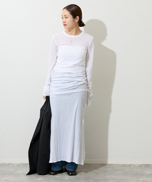 JOURNAL STANDARD（ジャーナルスタンダード）の「別注【Ayumi.Hamamoto×JOURNALSTANDARD】Draping Sheer Dress（ワンピース・レディース・チャコールグレー/ホワイト・FREE）」の4枚目の写真