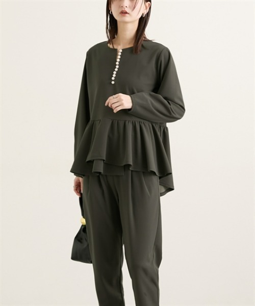 nissen（ニッセン）の「パール調ビジューペプラムカットソートップス【セットアップ対応】（Tシャツ/カットソー・レディース・チャコール/ブラック/オフホワイト・L/M）」の16枚目の写真