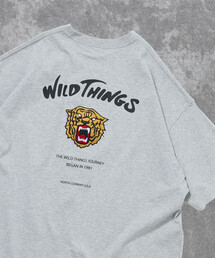 FREAK'S STORE（フリークスストア）の「限定展開 WILD THINGS×FREAK'S STORE ワイルドシングス 別注 ビッグシルエット タイガーモチーフ バック刺繍ワッペン Tシャツ（Tシャツ/カットソー）」