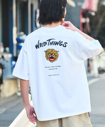FREAK'S STORE（フリークスストア）の「限定展開 WILD THINGS×FREAK'S STORE ワイルドシングス 別注 ビッグシルエット タイガーモチーフ バック刺繍ワッペン Tシャツ（Tシャツ/カットソー）」