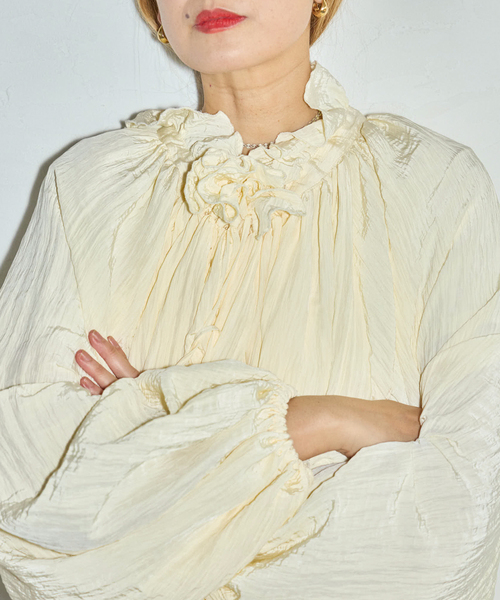 CITYSHOP(シティーショップ)の「SHAKA SHAKA BLOUSE:ブラウス(シャツ/ブラウス・レディース・ブラック/アイボリー・FREE)」の4枚目の写真