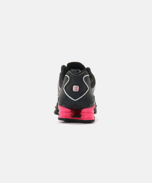 NIKE(ナイキ)の「NIKE / ナイキ W SHOX TL OFF NOIR/METALLIC SILVER-HYPER PINK(スニーカー・レディース・ブラック・24cm/23cm)」の4枚目の写真