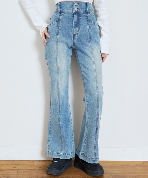 LOVETOXIC（ラブトキシック）の「【ストレッチ】スタイルアップフレアデニムパンツ（その他パンツ・キッズ・サックスブルー/ネイビー/ブルー/グレー・S:140cm/L:160cm/M:150cm/130cm）」の4枚目の写真