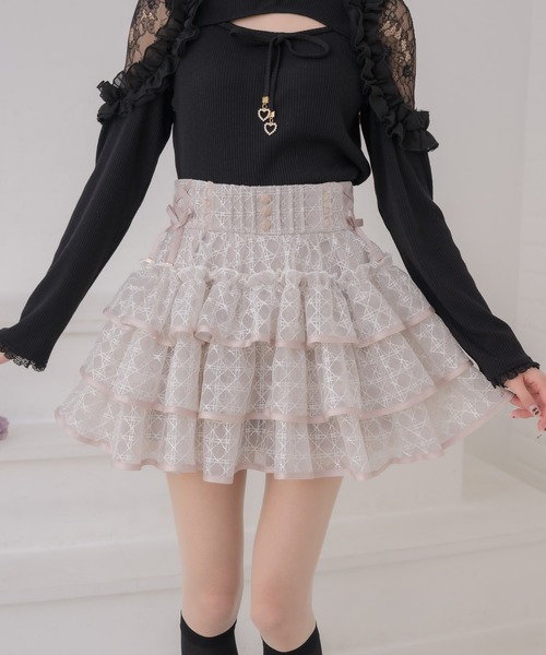 couture BY ROJITA(クチュールバイロジータ)の「シアーラッフルミニスカパン(スカート・レディース・ピンクベージュ/ブラック/ホワイト・FREE)」の4枚目の写真