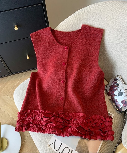 LUCPY（ラクピー）の「フリルヘムベスト（ベスト・レディース・ライトブルー/レッド/ホワイト・X-LARGE/LARGE/MEDIUM/SMALL）」の3枚目の写真
