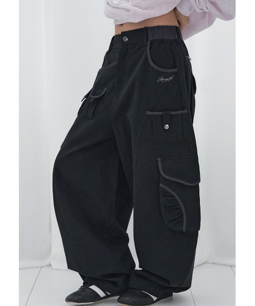 FANCY CLUB(ファンシークラブ)の「A'GEM/9 × .kom 『FANCY CLUB/ファンシークラブ』 CARGO WORK BALLOON PANTS/カーゴワークバルーンパンツ(その他パンツ・レディース・アイボリー/ブラック/ピンク・FREE)」の5枚目の写真