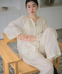 ramie botanical embroidery blouse /ラミーボタニカル柄刺繍ブラウス