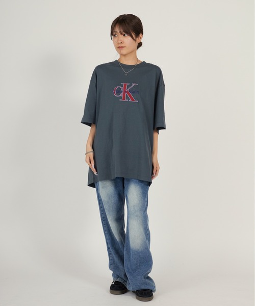 Calvin Klein(カルバン・クライン)の「Calvin Klein/カルバンクライン SS 16S TRICOLOR MONOLOGO GRAPHIC TEE 半袖Tシャツ 秋 秋服 2026年秋冬(Tシャツ/カットソー・メンズ・ホワイト/ブラック/ブルー・M/L/XL)」の16枚目の写真