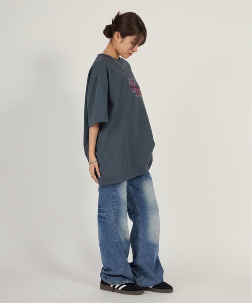 Calvin Klein(カルバン・クライン)の「Calvin Klein/カルバンクライン SS 16S TRICOLOR MONOLOGO GRAPHIC TEE 半袖Tシャツ 秋 秋服 2026年秋冬(Tシャツ/カットソー・メンズ・ホワイト/ブラック/ブルー・M/L/XL)」の13枚目の写真