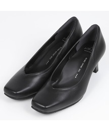 with width（ウィズウィズ）の「With Width（ウィズウィズ）防水加工Vカットプレーンパンプス（パンプス）」