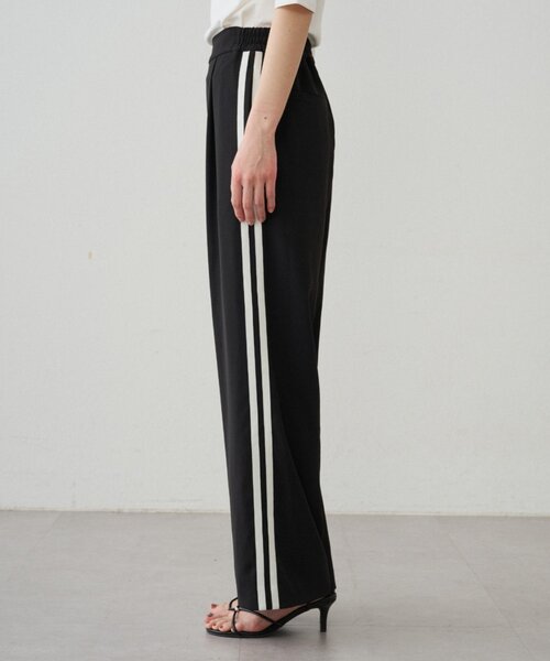 LOUNGEDRESS（ラウンジドレス）の「ラインパンツ（その他パンツ・レディース・ブルー/ブラック・SMALL/MEDIUM）」の12枚目の写真