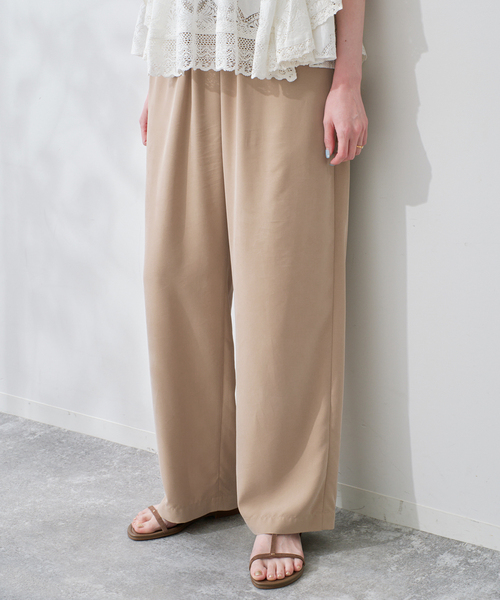 SLOBE IENA(スローブイエナ)の「《シリーズあり/追加》フィブリルリラックスパンツ(その他パンツ・レディース・ベージュ/ブラック系その他/ブラック・38/40)」の7枚目の写真
