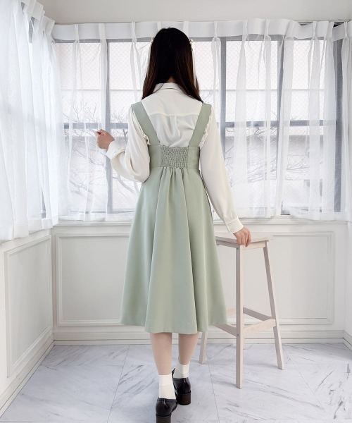 F i.n.t(フィント)の「チェーンビット使いディープVネックジャンパースカート/fint フィント(ジャンパースカート・レディース・ライトグリーン/ネイビー・FREE)」の16枚目の写真