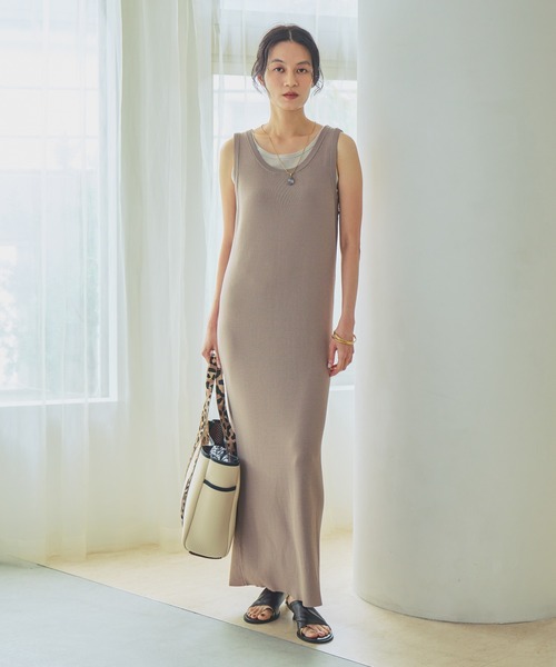 Elura(エルーラ)の「≪接触冷感≫冷感タンクニットワンピース/664890(ワンピース・レディース・ブラック/グレイッシュベージュ・SMALL/MEDIUM)」の1枚目の写真