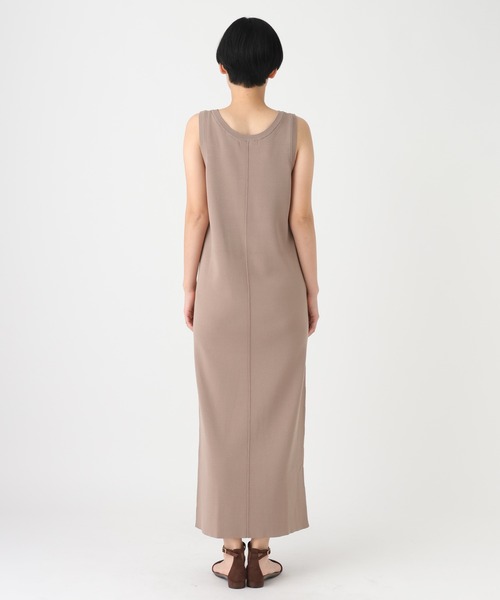 Elura(エルーラ)の「≪接触冷感≫冷感タンクニットワンピース/664890(ワンピース・レディース・ブラック/グレイッシュベージュ・SMALL/MEDIUM)」の13枚目の写真