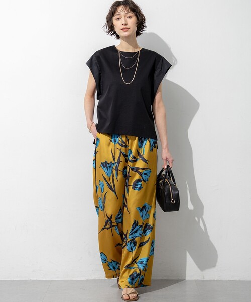 23区 L（ニジュウサンクオオキイサイズ）の「スムースデザイン タフタスリーブ カットソー（Tシャツ/カットソー・レディース・グレー系/ホワイト系/レッド系/ダルブルー系/ブラック系・44/46）」の19枚目の写真