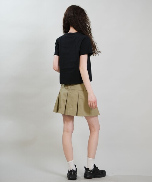 LURKING CLASS(ラーキングクラス)の「【ムラサキスポーツ限定】LURKING CLASS/ラーキングクラス 半袖 Tシャツ クロップド丈 BOX LURKER MINI S/S TEE ST26STM01W(Tシャツ/カットソー・レディース・ホワイト/ブラック・L/M)」の13枚目の写真