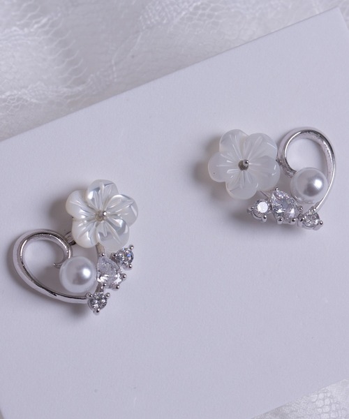 Peony（ピオニー）の「【Peony/ピオニー】デコハートデザインピアス（ピアス（両耳用）・レディース・シルバー/ピンクゴールド/ゴールド・FREE）」の6枚目の写真