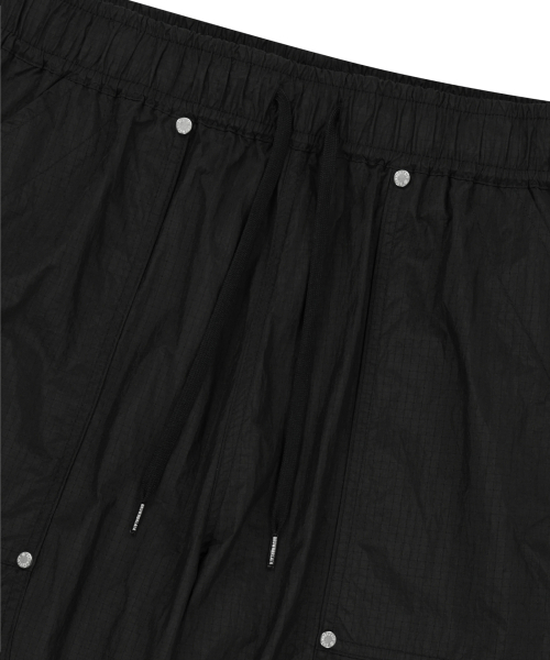 BROWNBREATH(ブラウンブレス)の「TAG DOUBLE KNEE NYLON PANTS - BLACK(その他パンツ・レディース・その他・SMALL/MEDIUM/LARGE/X-LARGE)」の5枚目の写真