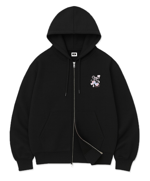 RANDOMOFF(ランダムオフ)の「CHERRY OFF OVER FIT 2-WAY ZIP-UP (2color)(パーカー・レディース・ホワイト/ブラック・SMALL/MEDIUM/LARGE/X-LARGE)」の4枚目の写真