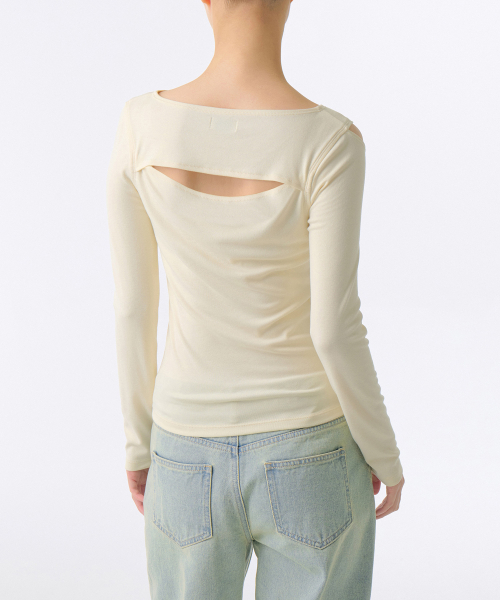 MUSINSA STANDARD WOMAN（ムシンサスタンダードウーマン）の「ウィメンズRTスリムカットアウト長袖Tシャツ[エグレット]（Tシャツ/カットソー・レディース・その他・LARGE/MEDIUM/SMALL/X-SMALL）」の5枚目の写真