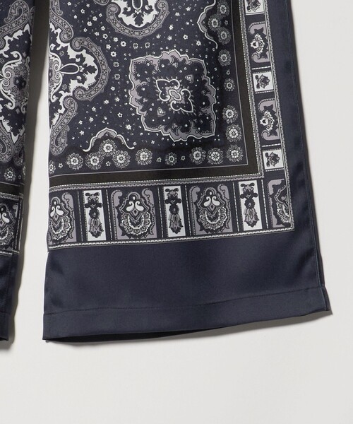 UNITED ARROWS（ユナイテッドアローズ）の「スカーフ プリント イージーパンツ ‐ウォッシャブル‐（その他パンツ・レディース・クリーム/ネイビー・38/36）」の10枚目の写真